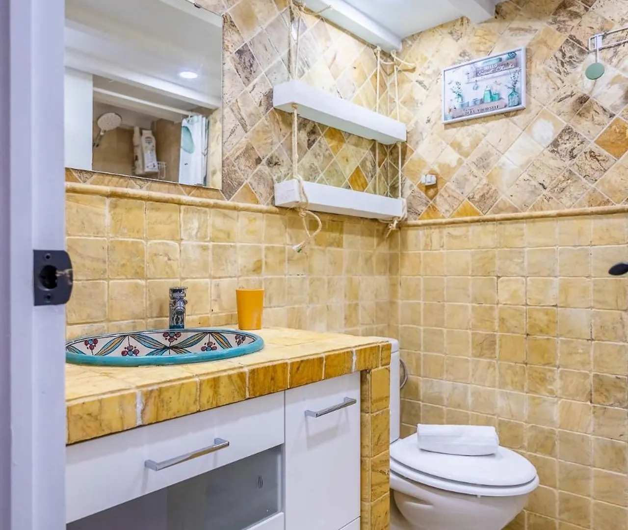 Comfy Away - Estudio En Patio De Vecinos En Las Setas Seville Apartment